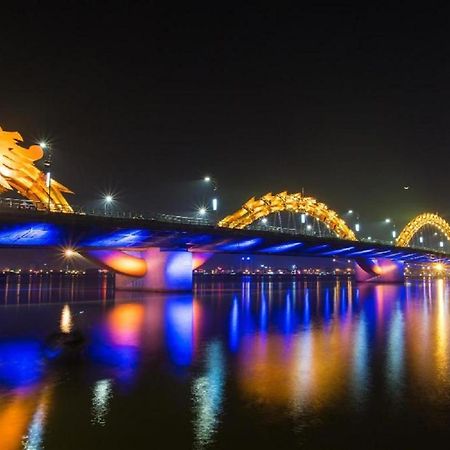 Lucky Ruby Hotel Da Nang Bagian luar foto