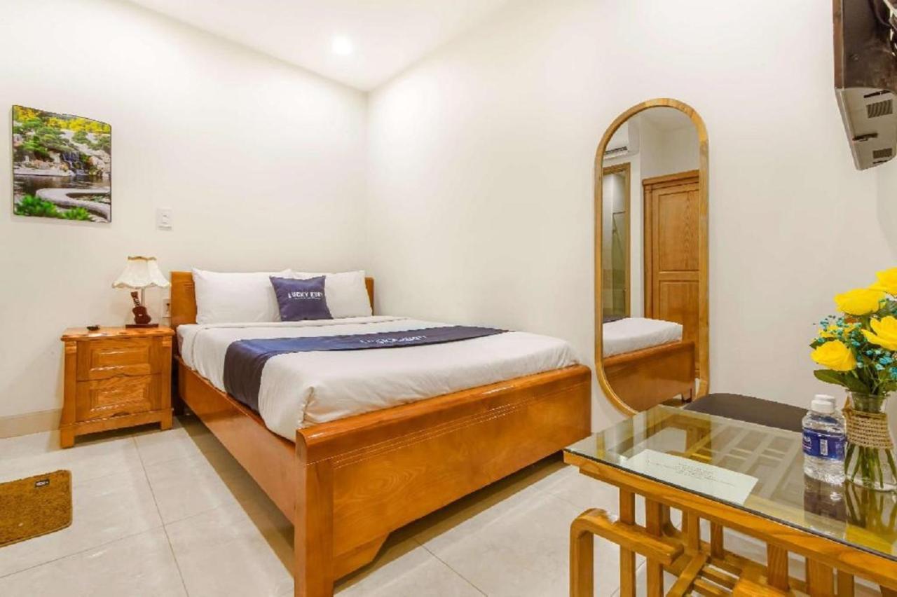 Lucky Ruby Hotel Da Nang Bagian luar foto