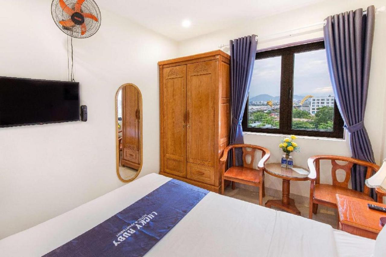 Lucky Ruby Hotel Da Nang Bagian luar foto