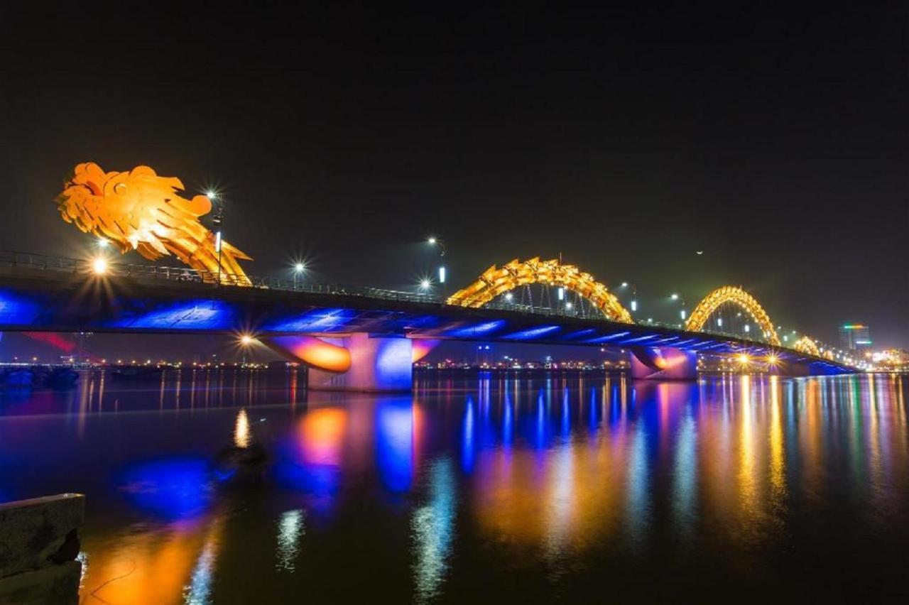 Lucky Ruby Hotel Da Nang Bagian luar foto