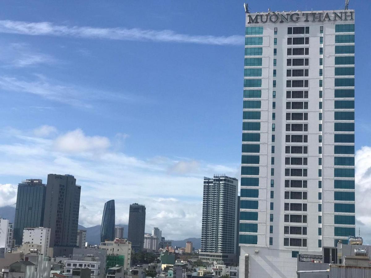 Lucky Ruby Hotel Da Nang Bagian luar foto